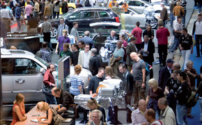 Messe: IAA-Aussteller dampfen Fläche um ein Viertel ein Messe IAA Besucher Publikum