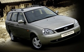 Lada: Priora Kombi am Start Lada_Priora_Kombi
