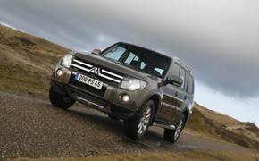 Mitsubishi: Pajero: Überarbeiteter Diesel mit mehr Leistung Pajero Mitsubishi