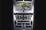 Peugeot verfeinert Telematik-Angebot peugeot_rt4_207