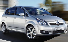 toyota_corolla_verso