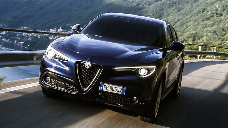 Fahrbericht Alfa Romeo Stelvio mit neuen Motoren: Nach unten ausgebaut