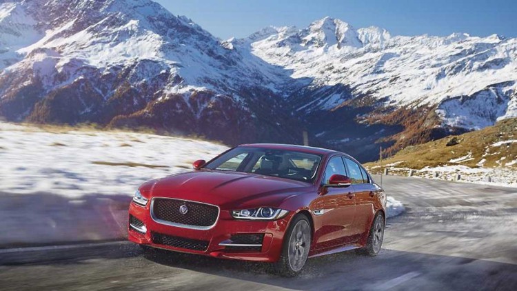 Jaguar XE: Künftig auch auf vier Pfoten