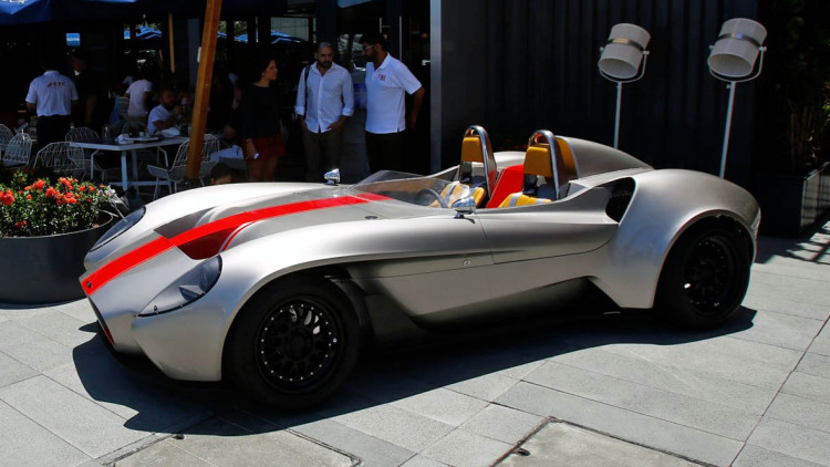 Jannarelly Design-1: Krasser Kurvenbeißer