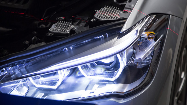 LED-Scheinwerfer im Test: Viel Licht, kaum Schatten