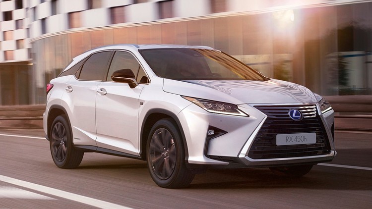 Lexus RX Sport: Gründlich geschwärzt