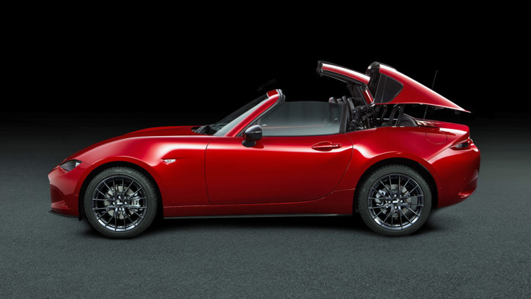 Mazda MX-5 RF: Zum Start ein Sondermodell