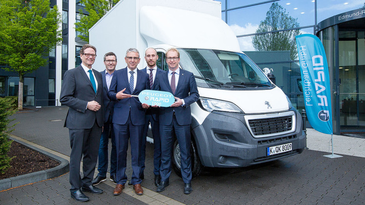 Peugeot-Branchenlösung: 1.000. Boxer mit Rapid-Kofferaufbau