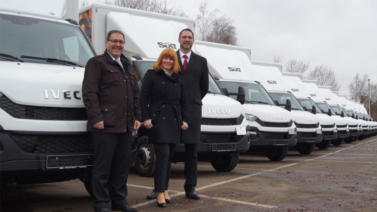 Iveco-Daily-ÜBergabe bei Sixt
