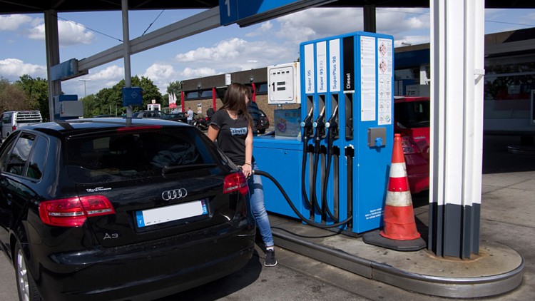 Sicherheit an Tankstellen: Kaum jede zweite ohne Mängel