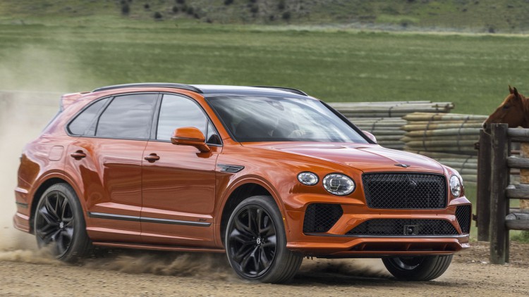Fünf SUV über 300 km/h 