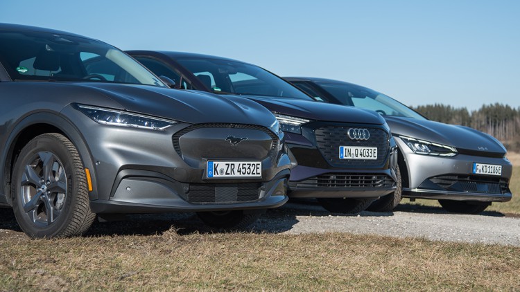 Drei Elektroautos im Video-Check: Der Vergleich zwischen Kia EV6, Ford Mustang Mach-E und Audi Q4 40 e-tron