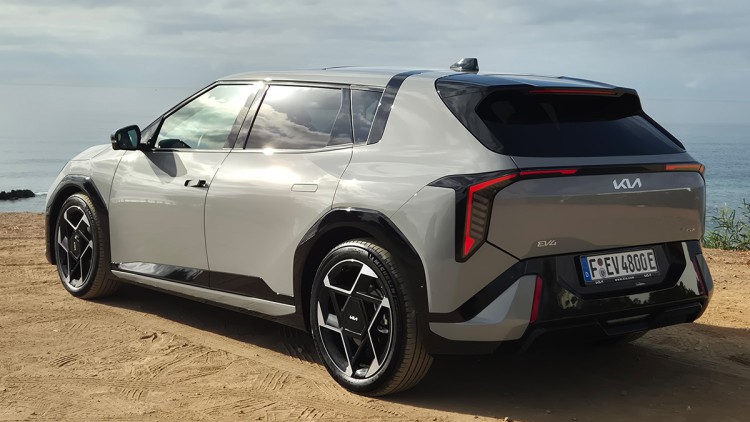 Kia EV 4 Test (2025)