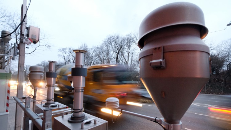 Schadstoffrückgang: Fahrverbote sind nicht vom Tisch