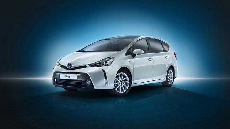 Toyota Prius Plus Facelift