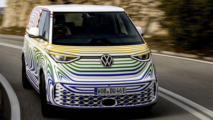 VW ID. Buzz ist da: Der Bulli fährt jetzt elektrisch