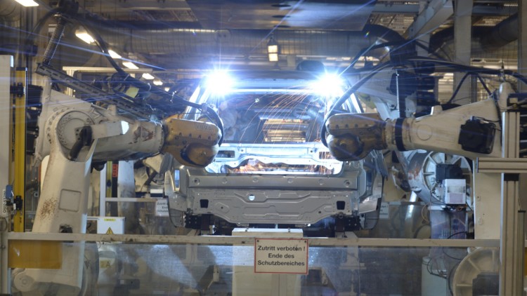 VW Werk Wolfsburg; Roboter; Produktion