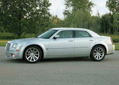 300c_srt_8_seite.jpg