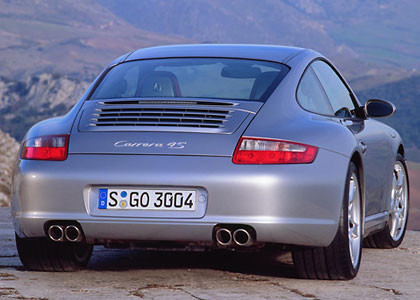 911_Carrera_4_3.jpg
