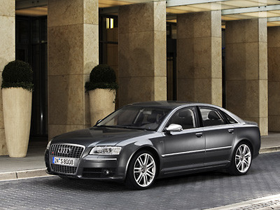 Audi_s8_6.jpg