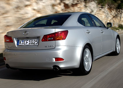 Lexus_is_4.jpg