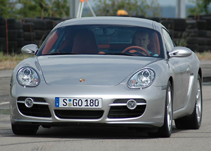 Porsche_Cayman_4.jpg
