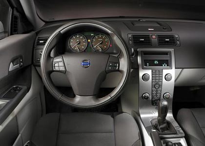 Volvo_C30_3.jpg