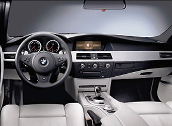 bmw_m5_cockpit.jpg