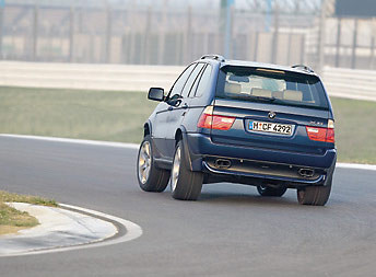 bmw_x5_4.8is_dia_e.jpg