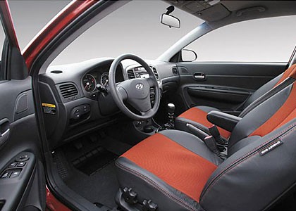 hyundai_accent_5.jpg