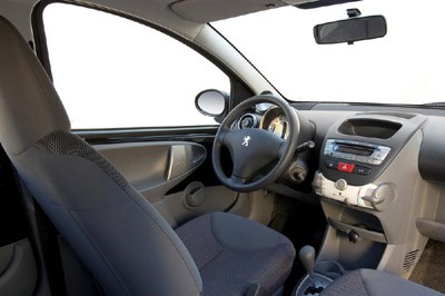 peugeot_107_6.jpg