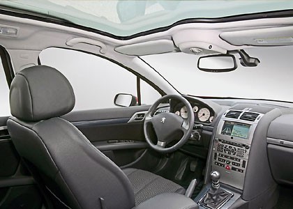 peugeot_407_sw_innen.jpg