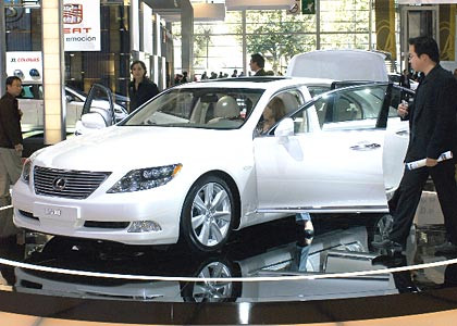 Lexus_LS_600h.jpg
