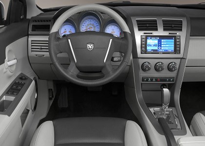dodge_avenger_6.jpg