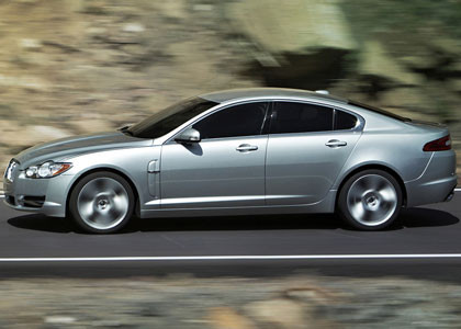 jaguar_xf_06.jpg
