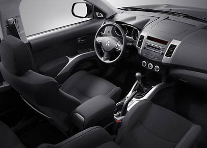 mitsubishi_outlander5.jpg