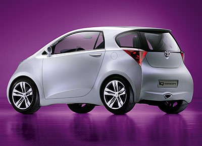 toyota_iq_06.jpg