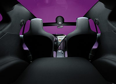 toyota_iq_09.jpg