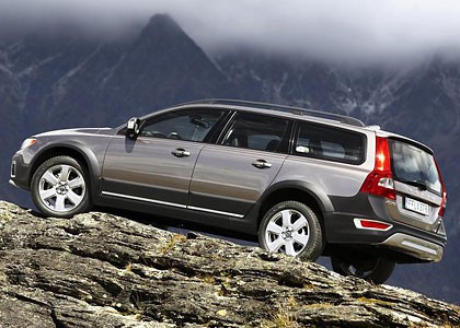 volvo_xc70_2.jpg