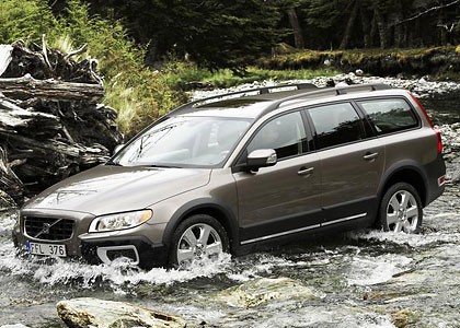volvo_xc70_5.jpg