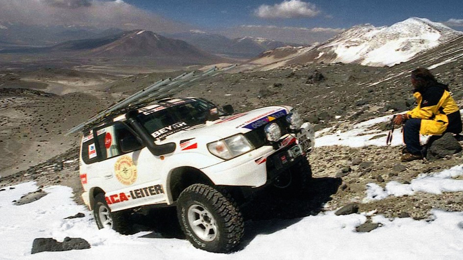 Gut für Rekorde – Am Ojos del Salado in Chile erreichte ein Land Cruiser 2005 die Weltrekordhöhe für Kraftfahrzeuge von 6.358 Metern über NN