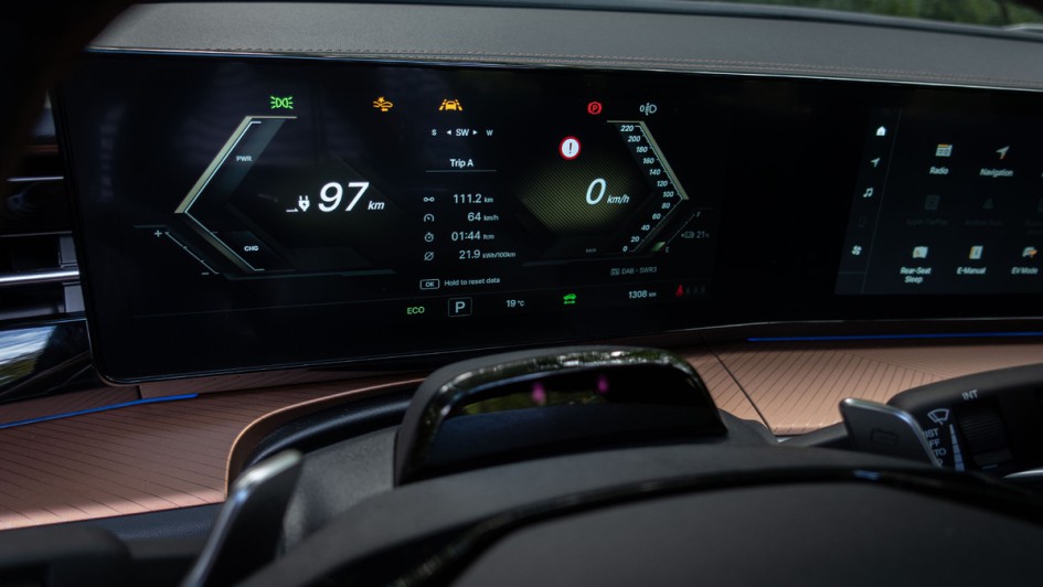 Detailfoto vom Kombiinstrument im KGM Musso EV