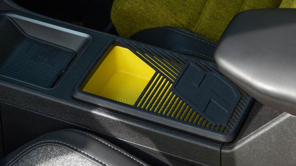 3D-Ablage in der Mittelkonsole des R5