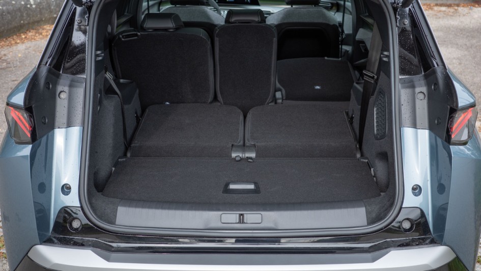 Umgelegte Rückbank im Peugeot 5008