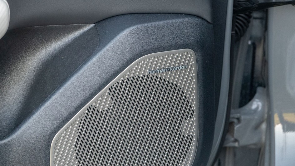 Harman-Kardon-Soundsystem im Kia EV4Fastback  GT-Line 