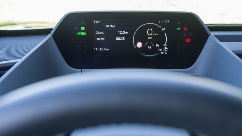 Subaru Solterra Detailfoto Tacho