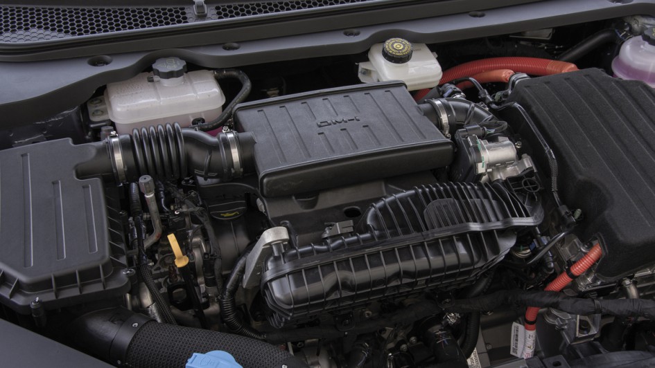 Foto des Vierzylinder-Ottomotors im BYD Seal 6 Kombi