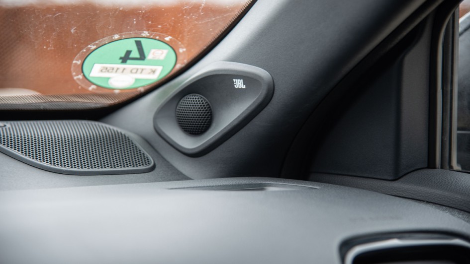 Toyota Yaris Cross Hybrid AWD JBL-Soundsystem