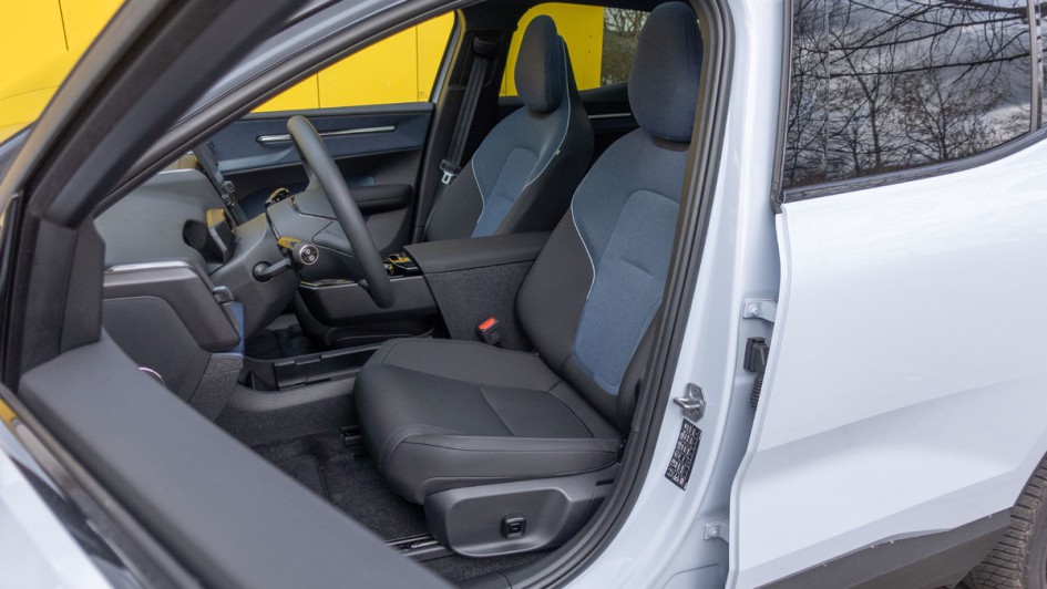 Volvo EX30 (Fahrbericht) Fahrersitz im gesamten