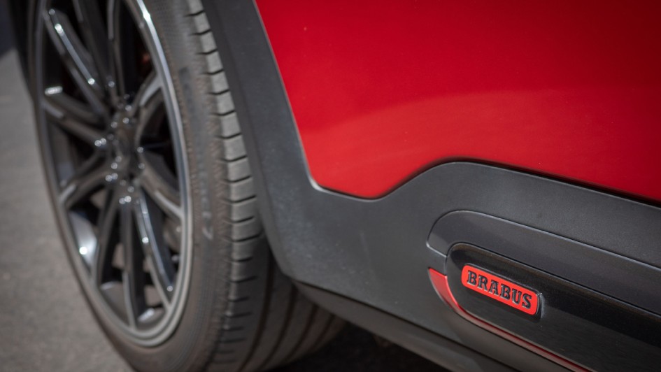 Brabus-Schriftzug am Schweller des #5